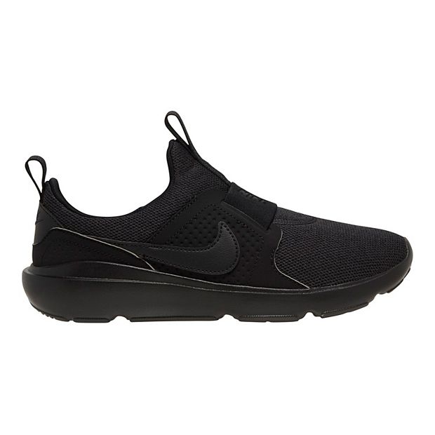 Black slip on store nike shoes