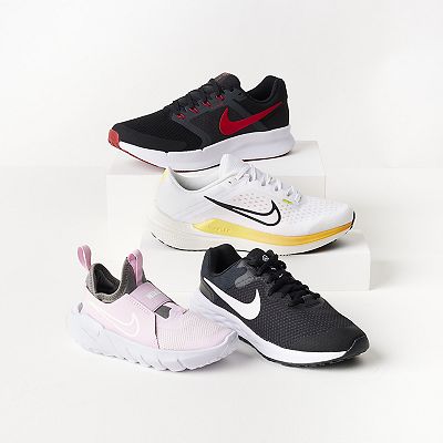 Sepatu Nike Revolution Nike Shoes Under 20 Nike Revolution Grade