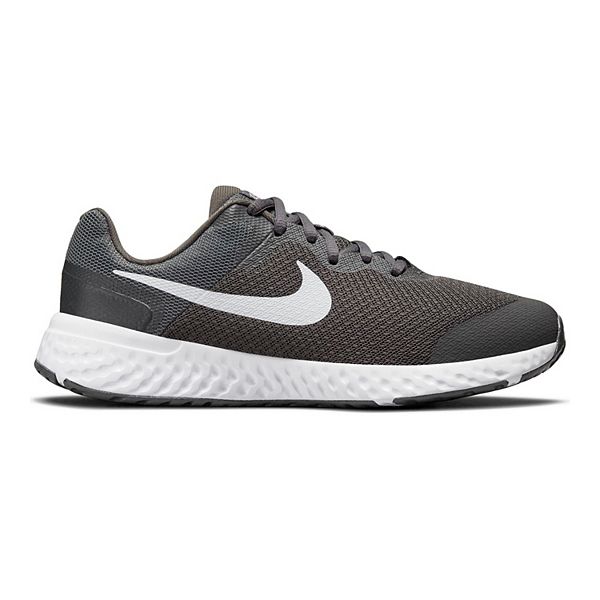 Nike revolution hot sale size 1