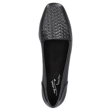 Easy Street Thrill Women's Flats