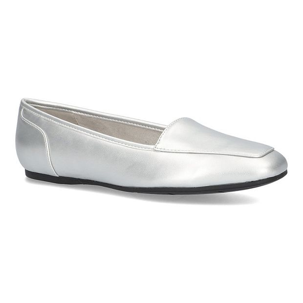 white flats kohls