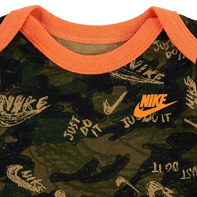 Baby Boy Nike 3 Piece Camo Zip Hoodie, Bodysuit & Pants Set