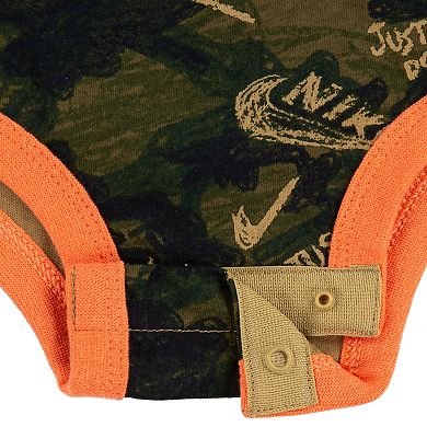 Baby Boy Nike 3 Piece Camo Zip Hoodie, Bodysuit & Pants Set