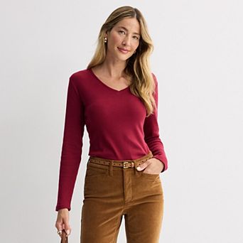 Petite Croft & Barrow® Essential Long-Sleeve V-Neck Top