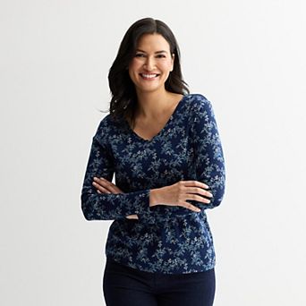 Petite Croft & Barrow® Essential Long-Sleeve V-Neck Top