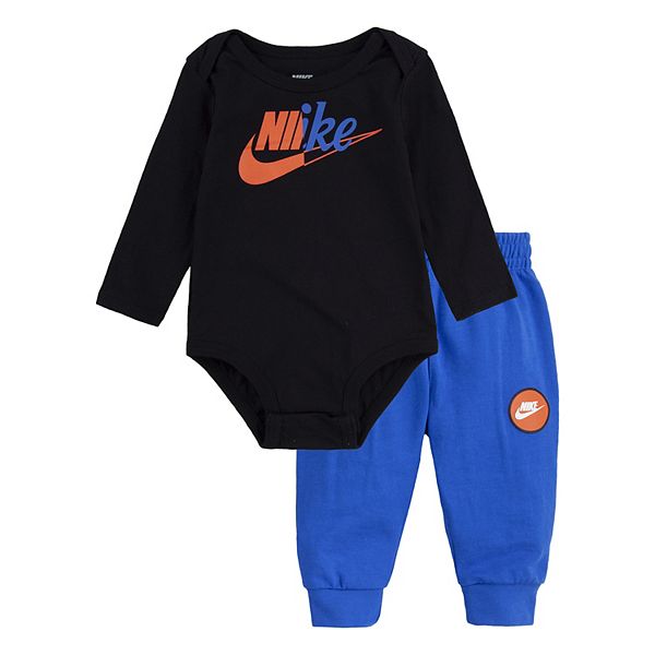Baby Boy Nike Split Logo Bodysuit & Pants Set