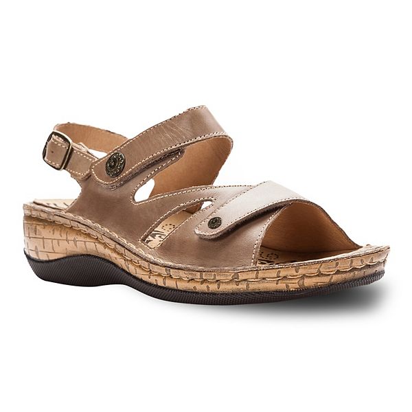 Kohls on sale comfort sandals