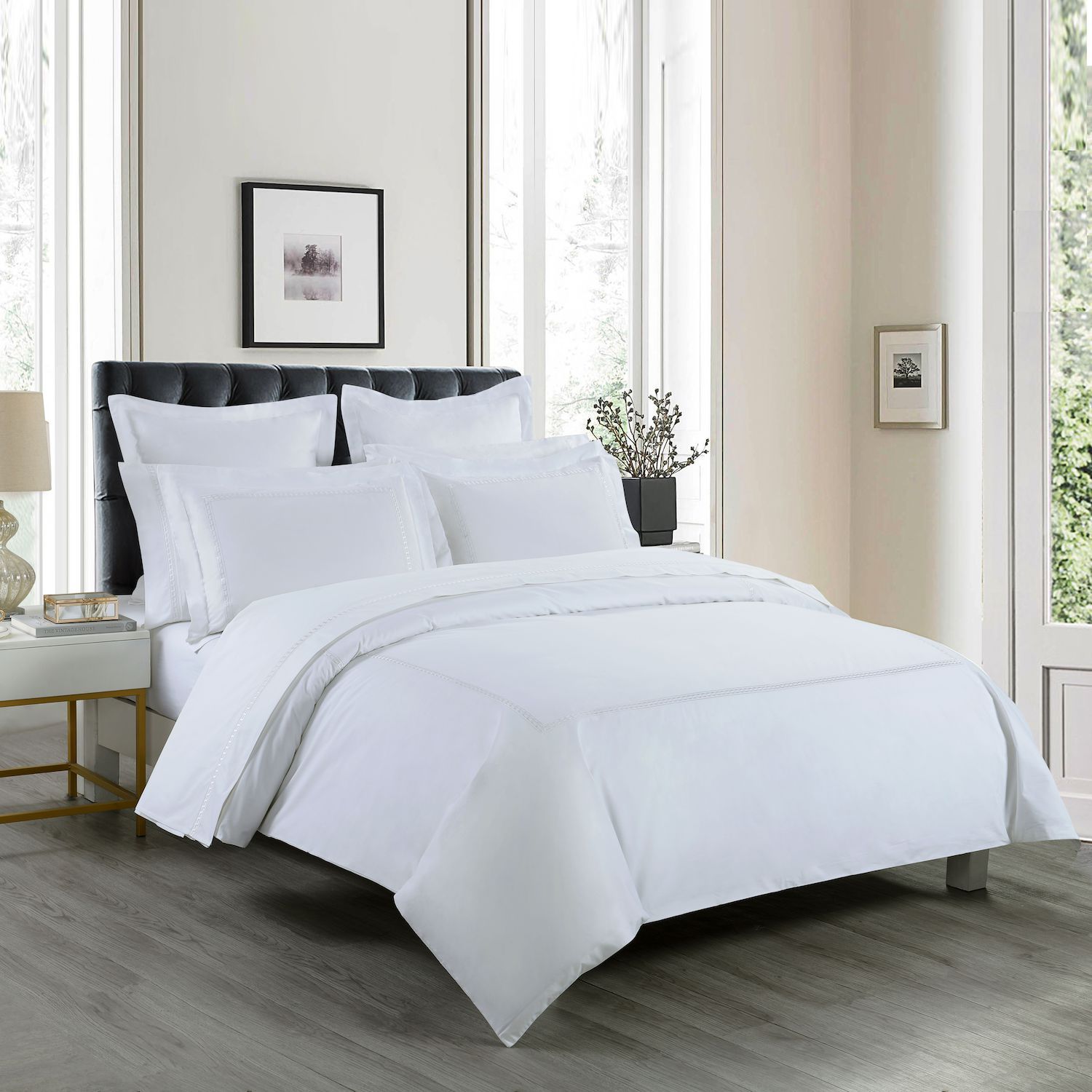 Hotel Suite Gold Embroidered Duvet Co...