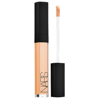 NARS Radiant Creamy Concealer with Hydrating Medium Coverage