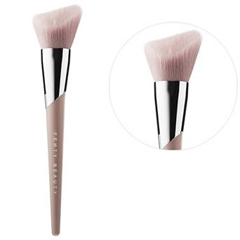 FENTY BEAUTY by Rihanna Cheek Hugging Bronzer Brush 190