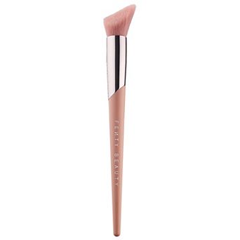 FENTY BEAUTY by Rihanna Cheek-Hugging Highlight Brush 120