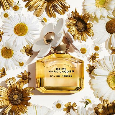 Daisy Eau So Intense Eau de Parfum with Strawberry, Golden Honey, Vanilla & Moss