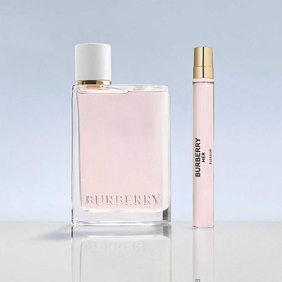 BURBERRY Her Blossom Eau de Toilette with Mandarin, Musk and