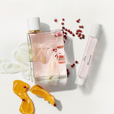 BURBERRY Her Blossom Eau de Toilette with Mandarin, Musk and