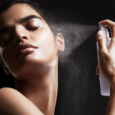 What it Dew Makeup Refreshing Spray