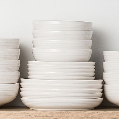 Fiesta 26-oz. Coupe 8 1/2-in. Luncheon Bowl