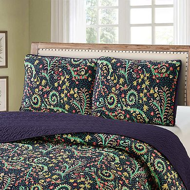 Ilona Quilt Set with Shams