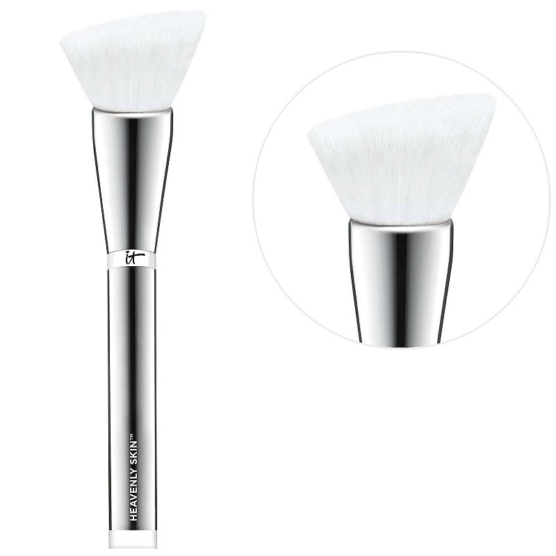 Heavenly Skin Skin-Smoothing Complexion Brush #704, Multicolor