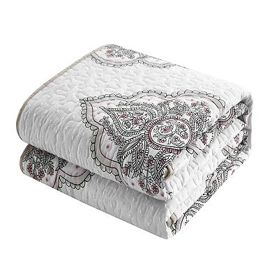 Chic Home Bentley Quilt Set with Coordinating Pillows