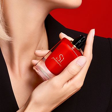 Si Passione Eau de Parfum Travel Spray with Vanilla & Pear and Blackcurrant