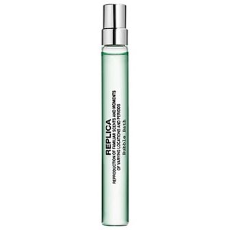 Maison Margiela REPLICA' Bubble Bath Eau de Toilette Travel Spray with Rose & Musk