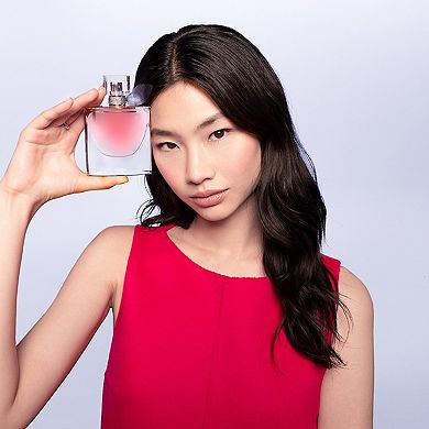 La Vie Est Belle Eau De Parfum with Vanilla Bean & Iris