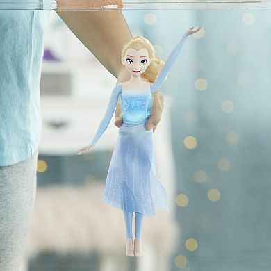 Disney's Frozen 2 Splash and Sparkle Elsa