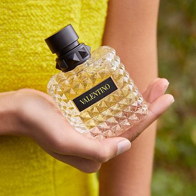香水(女性用) VALENTINO BORN IN ROMA YELLOW DREAM Valentino Donna Born in Roma Yellow Dream Eau de Parfum with Rose