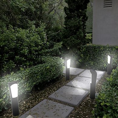 Techko Outdoor Solar Pathway Light with Reflective Panel