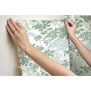 Roommates Queen Annes Lace Peel & Stick Wallpaper