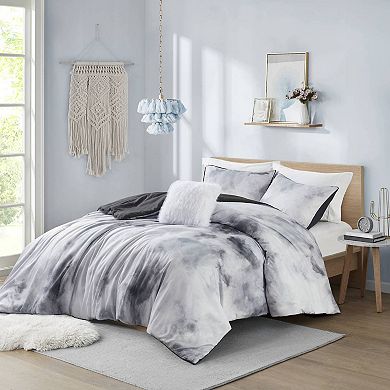 Intelligent Design Karissa Watercolor Tie Dye Antimicrobial Duvet Cover Set with Shams