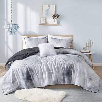 Intelligent Design Karissa Watercolor Tie Dye Antimicrobial Duvet Cover Set with Throw Pillow