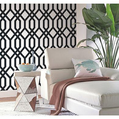 RoomMates Gazebo Lattice Peel & Stick Wallpaper