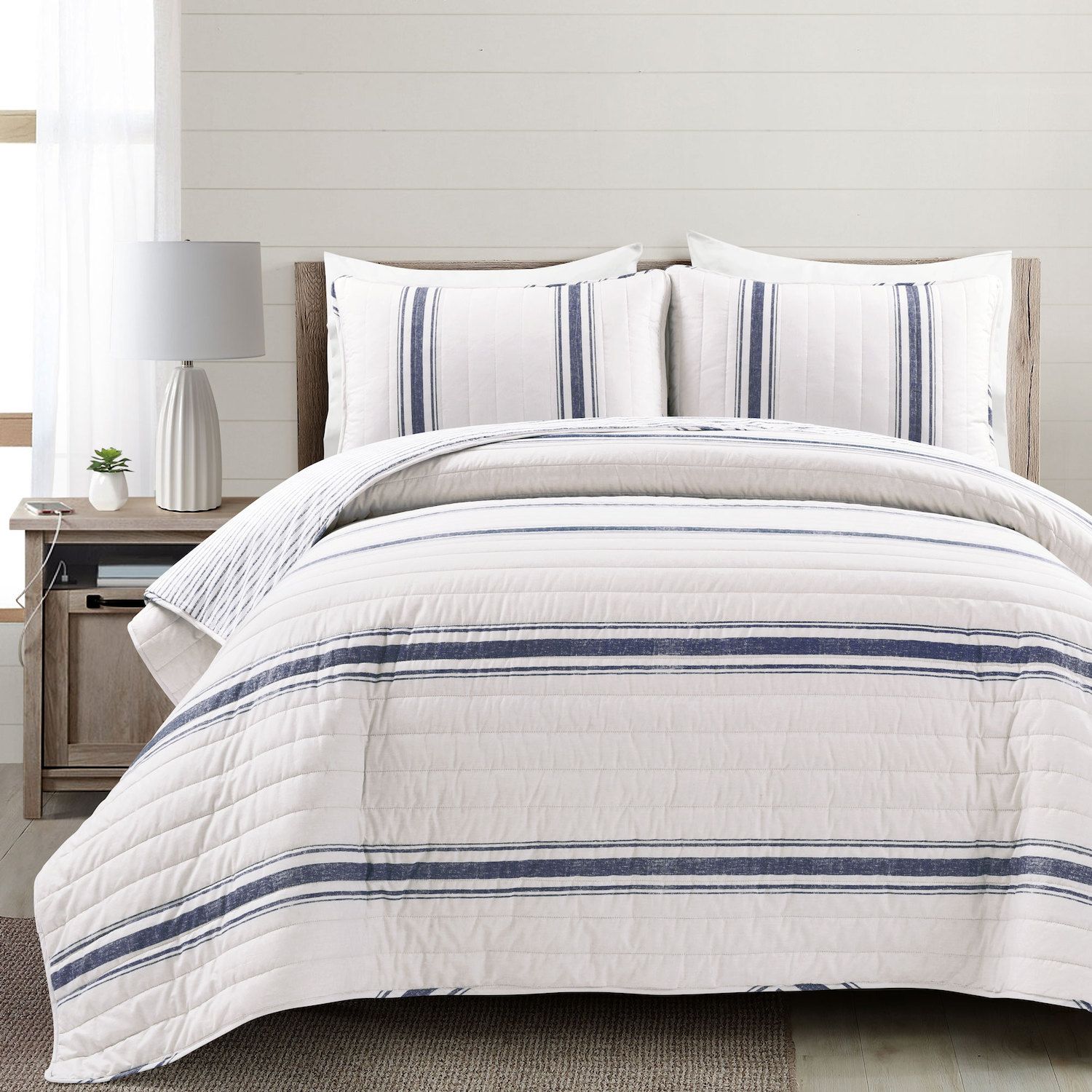 Lush Decor Farmhouse Stripe Reversible Cotton Quilt Set   5169195 Navy