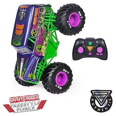 Monster Jam Official Grave Digger Freestyle Force Remote Control Car Monster Truck Toy
