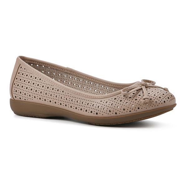 Cliffs by White Mountain Cheryl Women's Flats