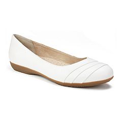 Ladies white flat dress 2024 shoes