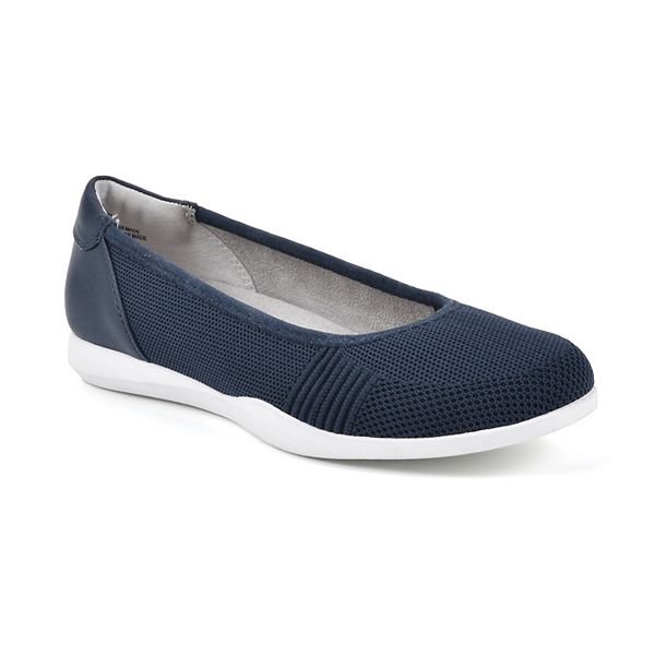 Cliffs by White Mountain Pavlina Women's Comfort Flats