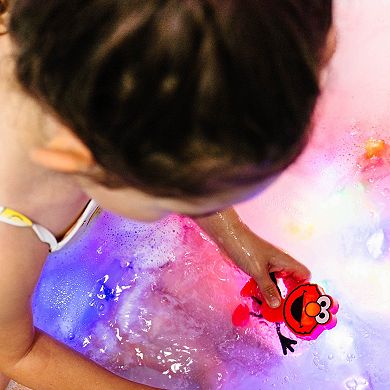 Glo Pals Liquid Activated Light Up Cube with Character - Sesame Street Elmo