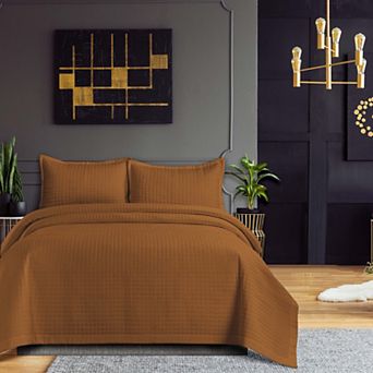 Tribeca Living Naples Oversized Solid Quilt Set with Shams