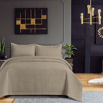 Tribeca Living Naples Oversized Solid Quilt Set with Shams