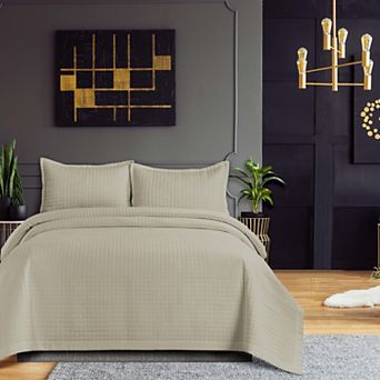 Tribeca Living Naples Oversized Solid Quilt Set with Shams