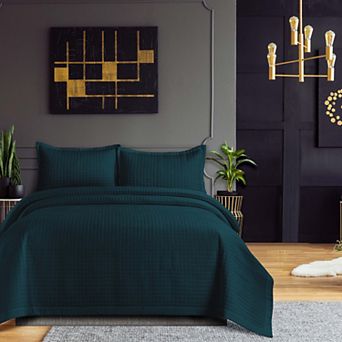 Tribeca Living Naples Oversized Solid Quilt Set with Shams