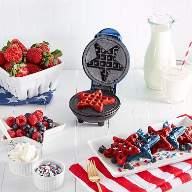 Dash Mini Star Waffle Maker