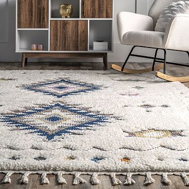 nuLOOM Jocelyn Carved Tribal Shag Rug