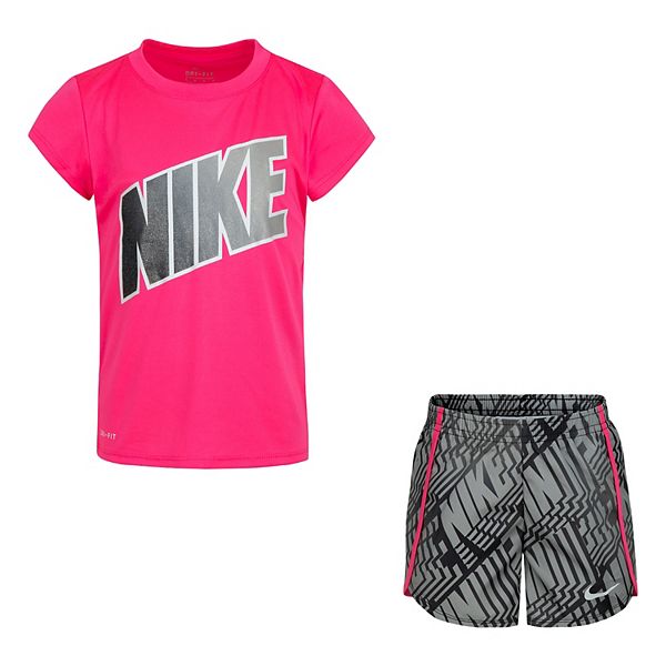 Шорты и футболка Nike комплект