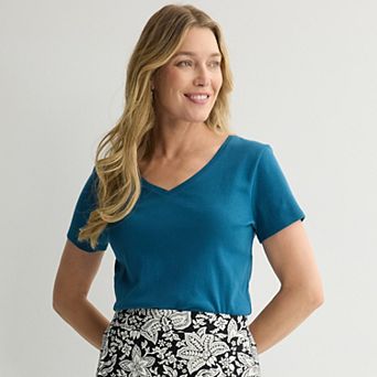 Petite Croft & Barrow® Essential V-Neck Tee