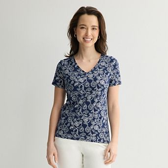 Petite Croft & Barrow® Essential V-Neck Tee