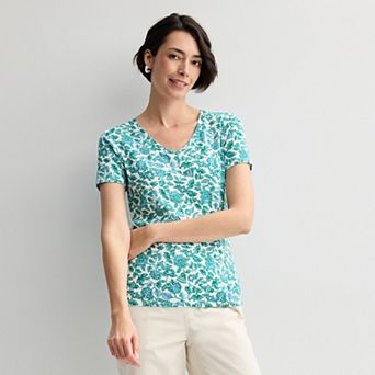 Petite Croft & Barrow® Essential V-Neck Tee