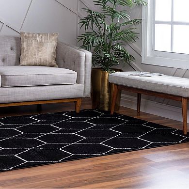 Unique Loom Geometric Trellis Frieze Rug